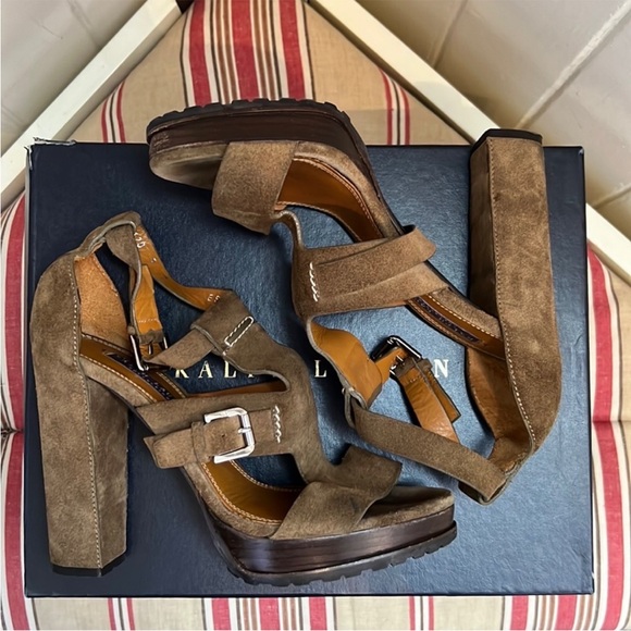 Ralph Lauren Collection Diandra Suede Heels - Picture 10 of 15